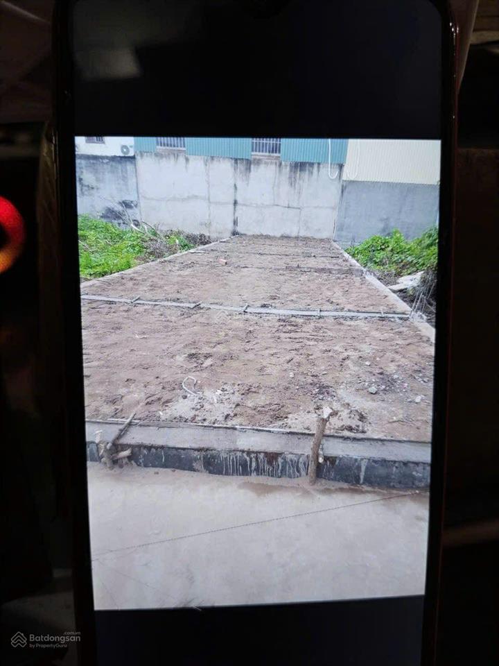 Cần bán gấp lô đất đường số 5 xã long cang cần đước long an ( tay ninh)