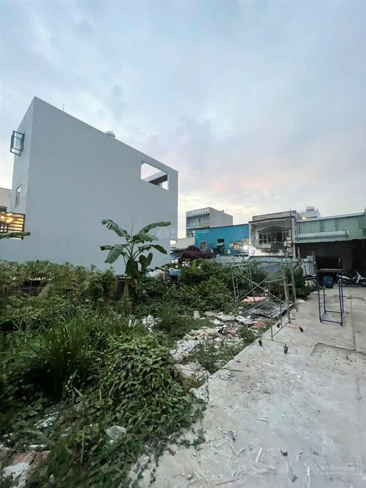 Đất góc hẻm trần đại nghĩa 8,2 x 20