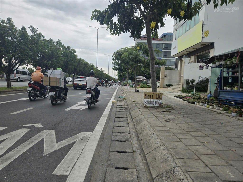 Đất mặt tiền đường võ văn kiệt, 4.5 x 20m, phường an lạc