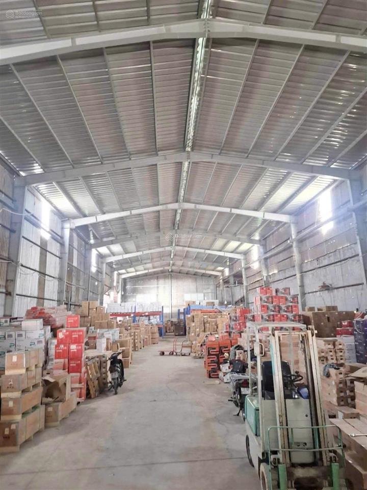 Cho thuê kho tại mặt tiền nguyễn cửu phú quận bình tân  nhận kho tháng 10 đầy đủ pccc
