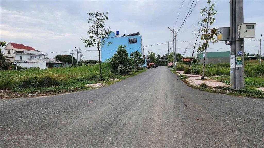 Chính chủ bán gấp kdc tân mỹ 4,5x18,5=83m2 dân cư đông đúc sát bên ql50. giá chỉ 950triệu