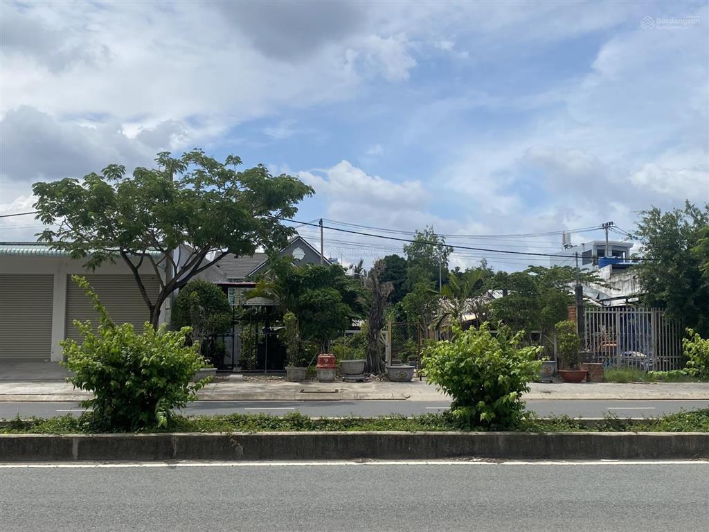 Bán đất mt đường phạm hùng xã phước lộc, huyện nhà bè, dt 14,2x21,8m sổ đỏ giá 73tr/m2