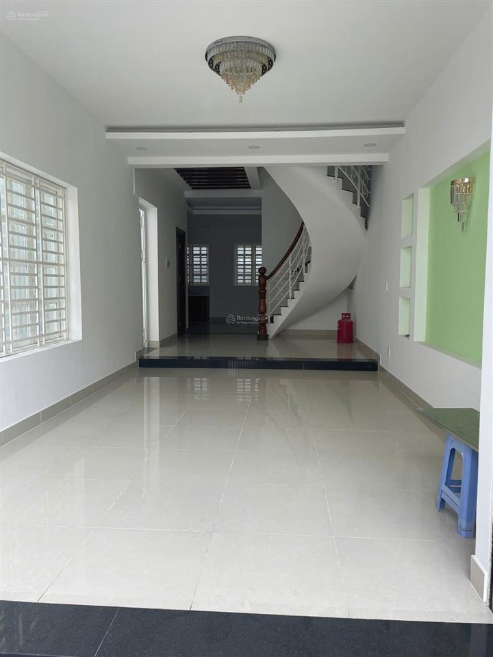 Cho thuê nhà đường số 2 khu 6b intresco, xã bình hưng, huyện bình chánh. 5x20m 2 lầu giá 21tr/tháng