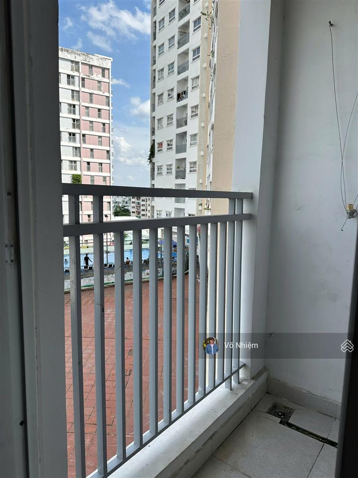 Bán căn hộ góc tt q2 114m2 3pn, 3wc, 3 ban công, tại blue sky tower, bình trưng đông. giá ưu đãi
