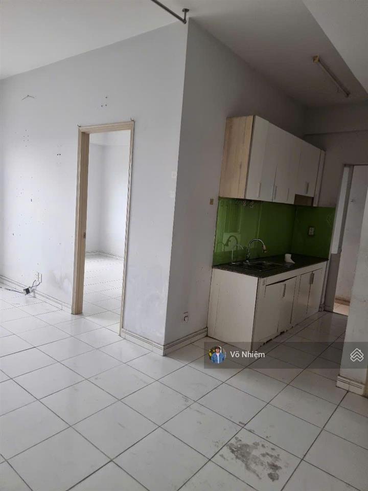Bán gấp căn hộ góc tầng thấp block hq2 62m2 tại hqc plaza, 1,35 tỷ, 2pn, 2wc