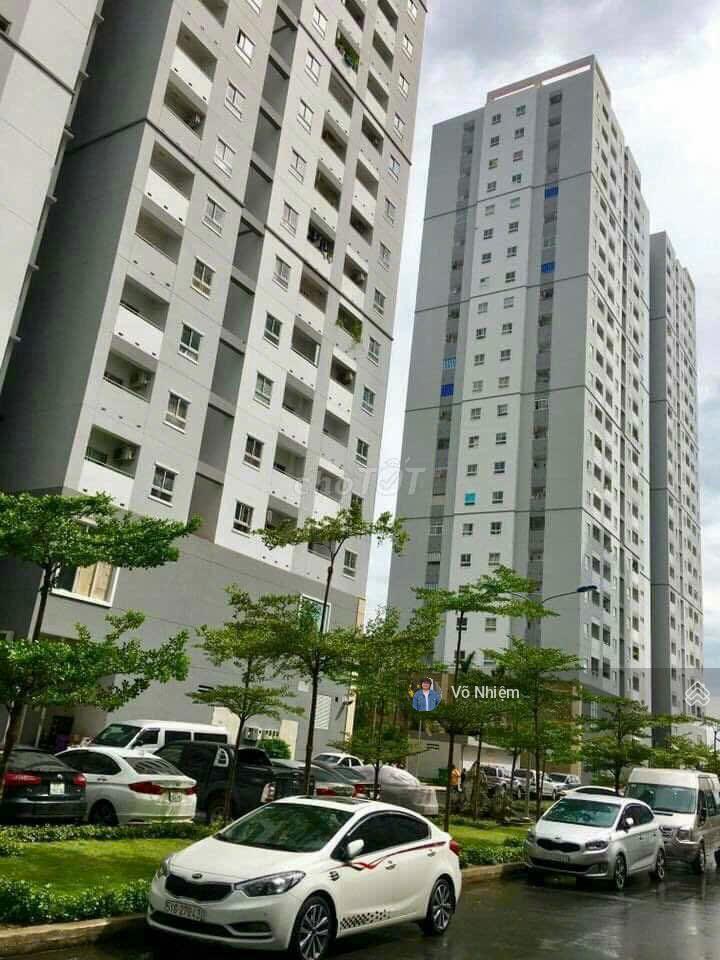 Bán gấp căn hộ góc tầng 10, 55m2 tại hqc plaza, 1,15 tỷ, 2pn, full nội thất, nhà đẹp ở ngay