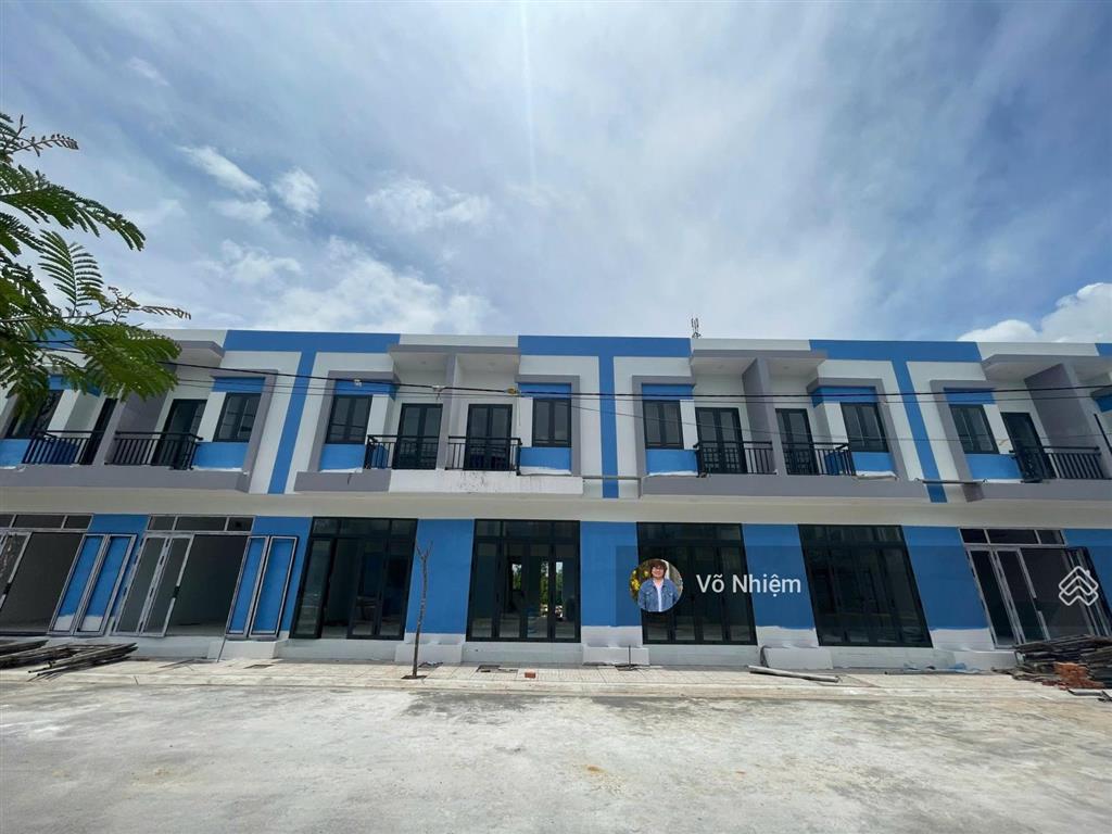 Bán nhà liền kề 1 trệt 1 lầu tại khu đô thị mới nam phan thiết, 800 triệu, 78m2, nhà sẵn giao ngay