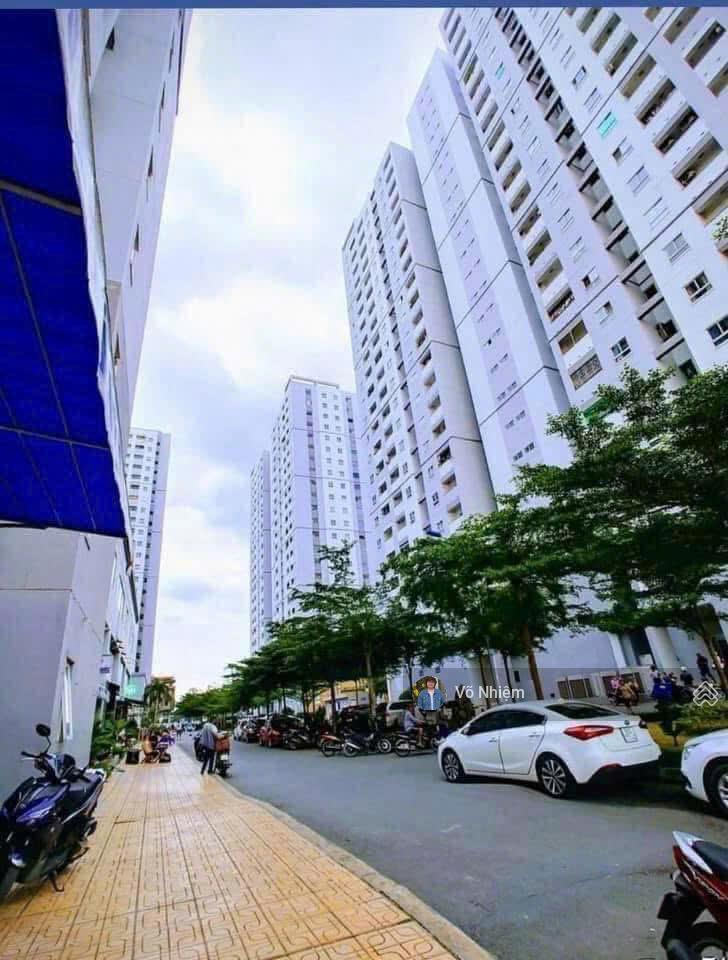 Bán căn góc 70m2 mẫu đẹp chung cư tại hqc plaza phường bình đông. 2pn 1,3 tỷ full thuế phí sổ