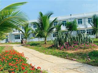 Bán nhà 1 trệt 1 lầu gần kcn hàm kiệm 1 đường nhựa ô tô giá chỉ 800 triệu nhà mới hoàn thiện