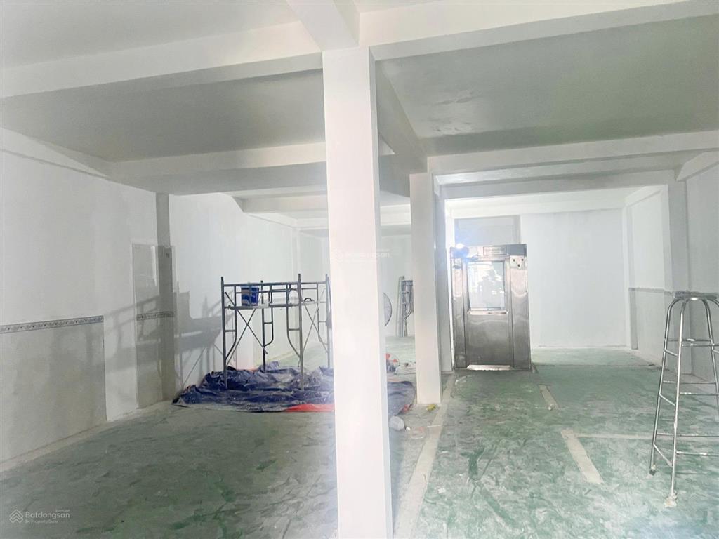 Tòa nhà 4 tấm bề thế ngang 8m lê văn quới giá chỉ 16 tỷ
