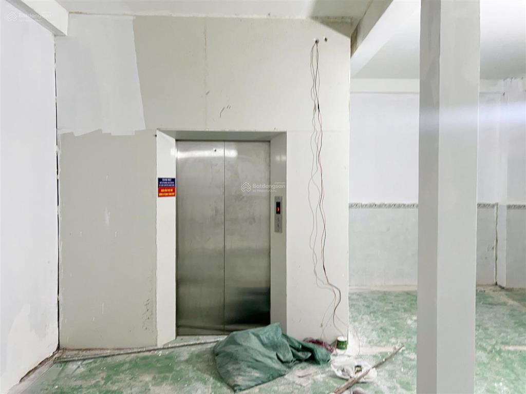 Tòa nhà 4 tấm bề thế ngang 8m lê văn quới giá chỉ 16 tỷ