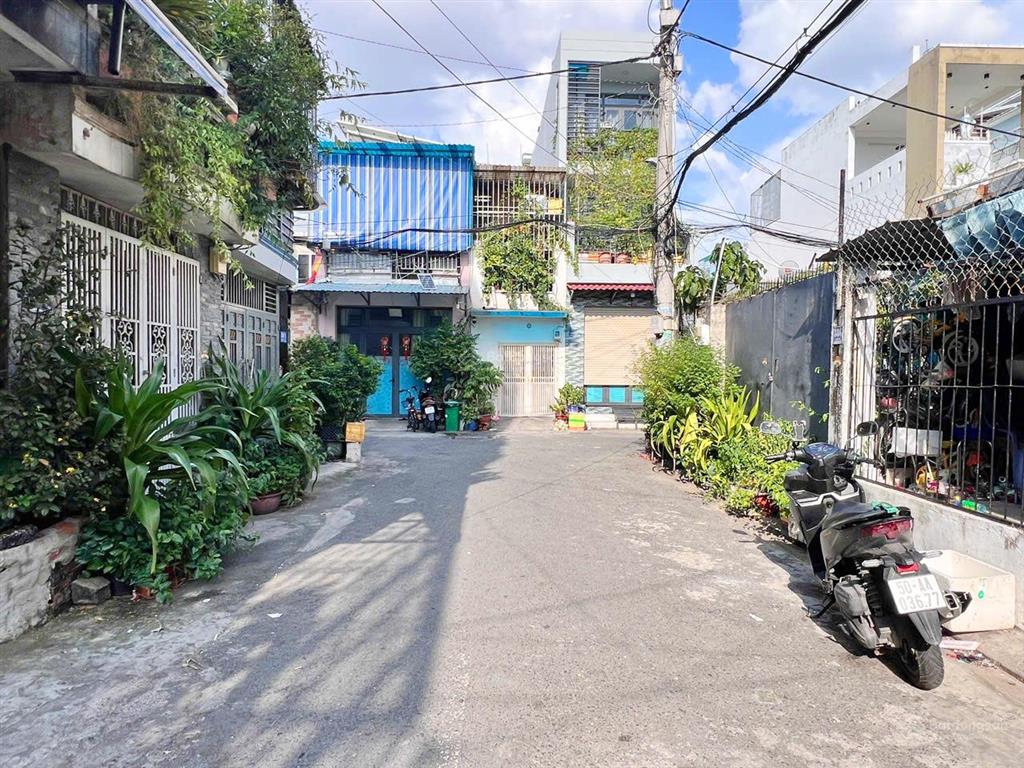 Bán nhà đẹp đúc 4 tầng hẻm 6m thông đường số 8 giáp tân phú giá chỉ 5,8 tỷ tl