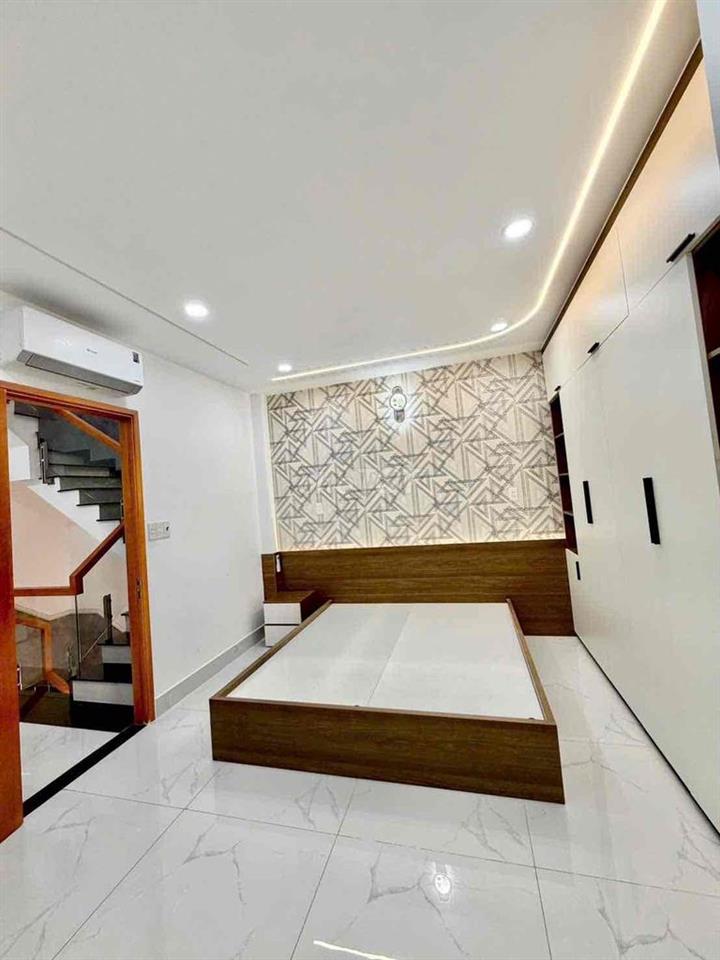 Cho Thuê Nhà Đẹp Full Nội Thất Giáp Tên Lửa Bình Tân