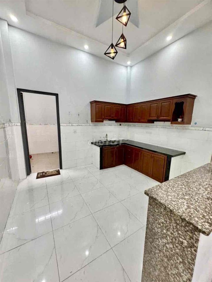 Cho Thuê Nhà Có Nội Thất giáp Tên Lửa Bình Tân