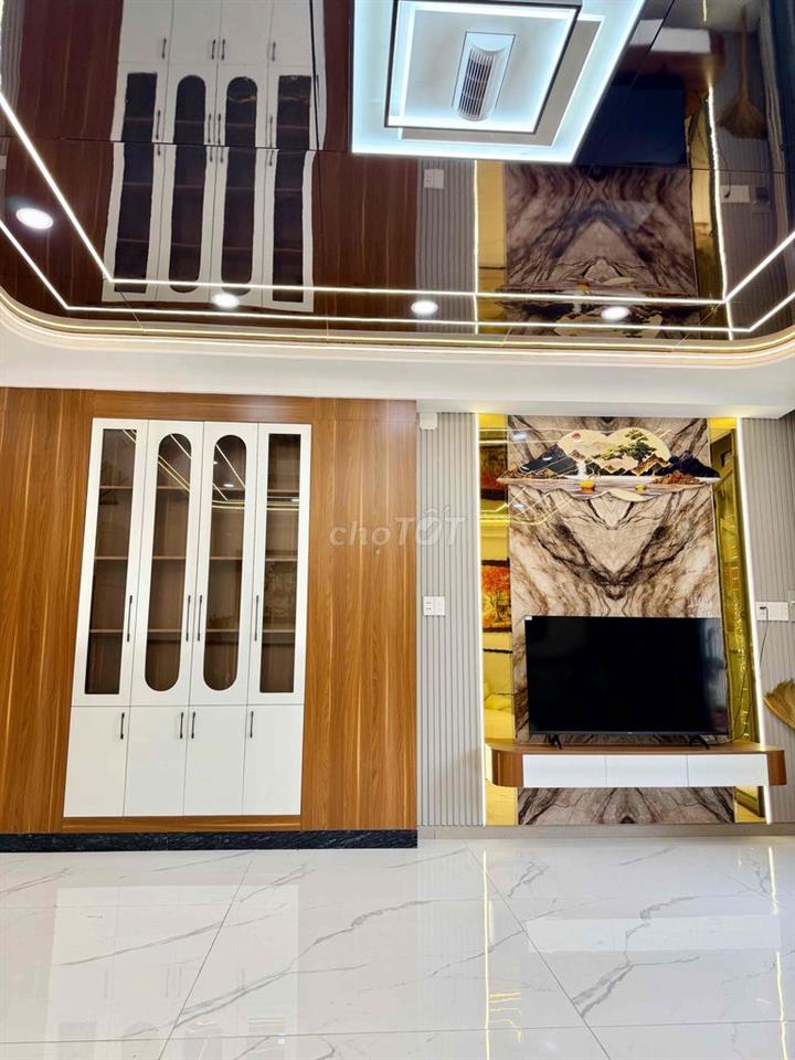 Cho Thuê Nhà Mới Full Nội Thất gần Tên Lửa Bình Tân