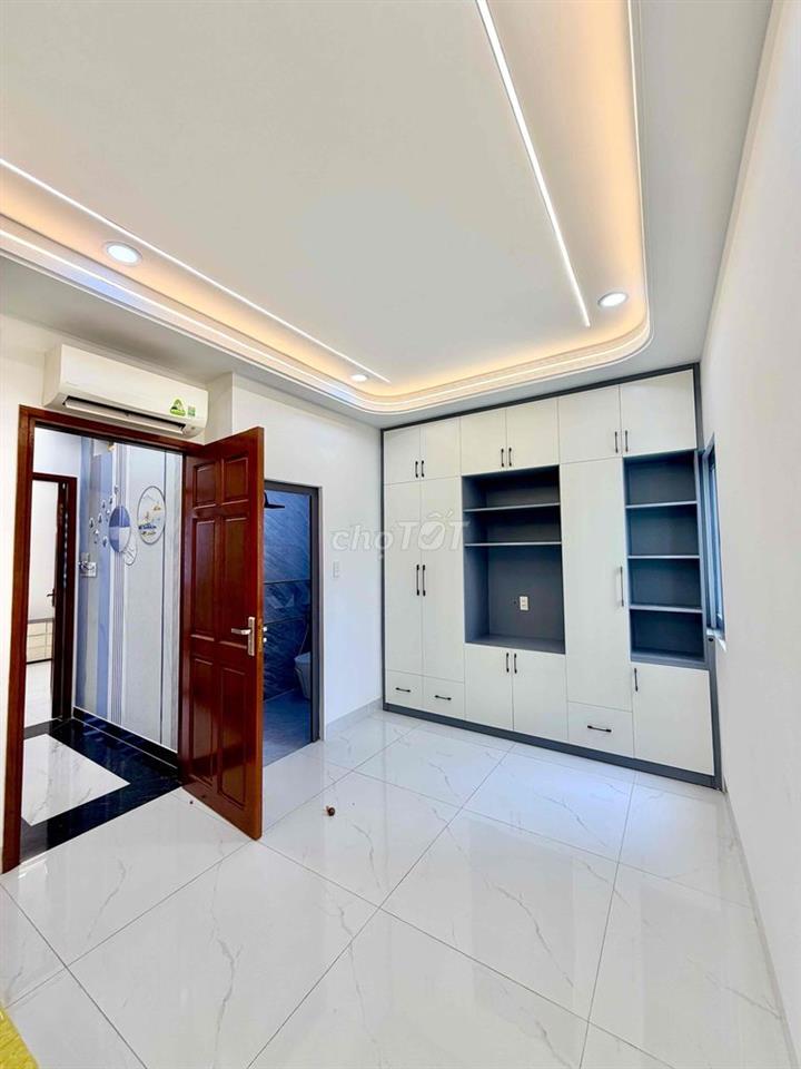 Cho Thuê Nhà Mới Full Nội Thất gần Tên Lửa Bình Tân