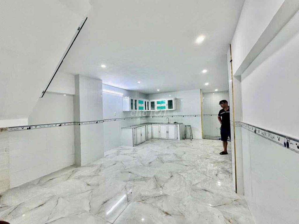 Cho Thuê Nhà Đẹp Giáp Tên Lửa 5x18 Bình Tân