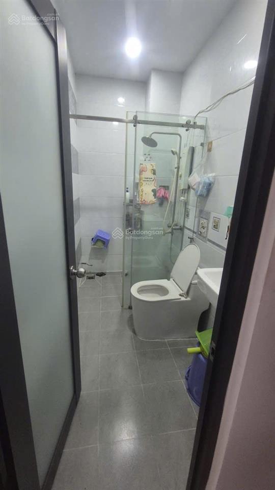 Bán nhà ngay chợ lê văn quới, bình tân 4mx14m đúc 1 trệt 3 lầu giá 6.85 tỷ( tl)