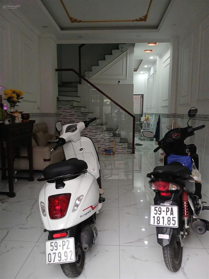 Bán nhà ngay chợ lê văn quới, bình tân 4mx14m đúc 1 trệt 3 lầu giá 6.85 tỷ( tl)