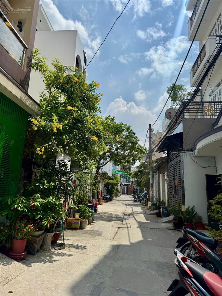 Chính chủ bán nền đất thổ cư đường hương lộ 2( ngay trường tiểu học bình trị 1), bình tân 72m2