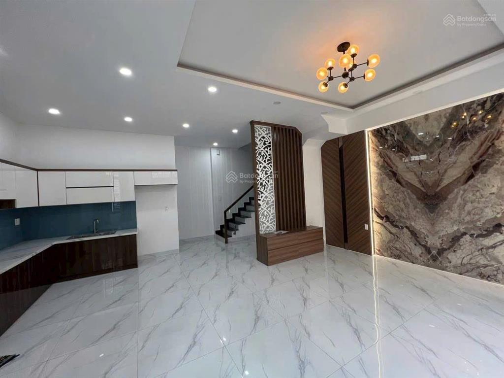 Bán nhà chính chủ, mới 100% đường gò xoài 8mx9m đúc 1 trệt 3 lầu