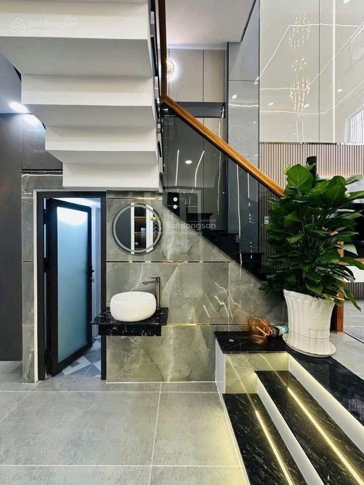 Bán nhà chính chủ full nội thất đường hương lộ 2 4mx14m đúc 1 lửng 3 lầu, 7 tỷ nhỉnh