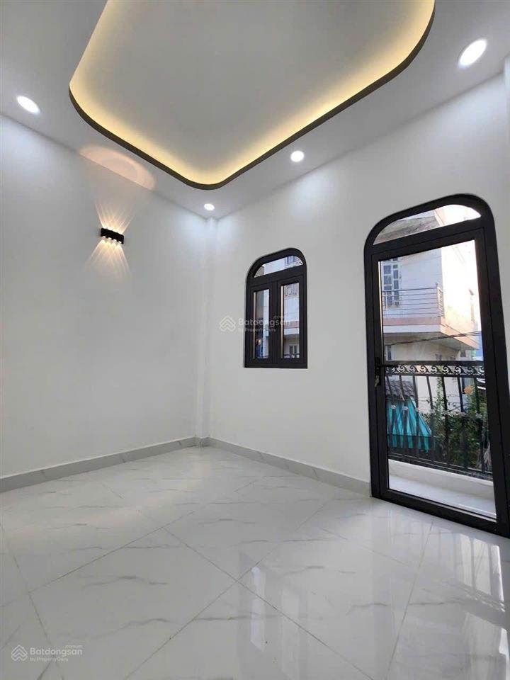 Bán nhà sổ hồng riêng đường lê văn quới, bình tân 3.2mx8.2m đúc 3 tấm. giá 3.95 tỷ