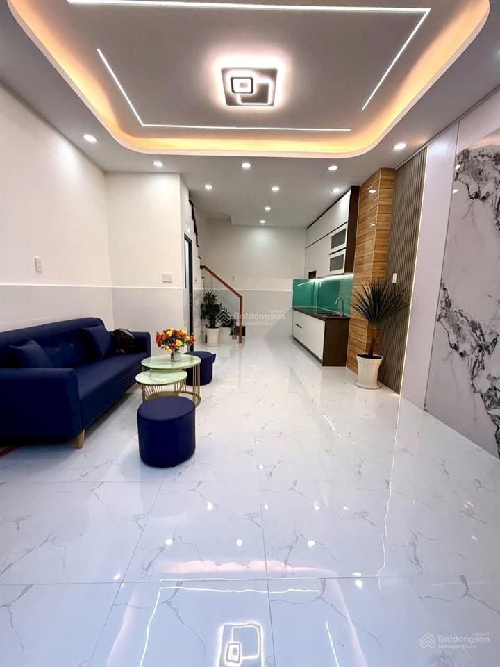 Nhà sổ hồng riêng đường chiến lược, bình tân 4mx8m 1 trệt 1 lầu, 2pn 2wc