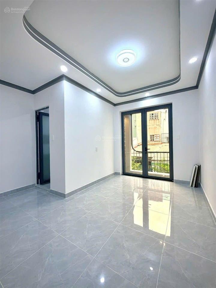 Bán nhà đường tỉnh lộ 10 tên lửa 4.1mx13m đúc 1 trệt 1 lầu