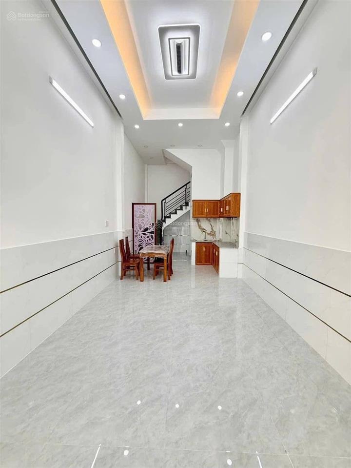Chính chủ bán nhà đường lê văn quới bốn xã 3.5mx10m đúc 1 trệt 3 lầu. giá 4.8 tỷ