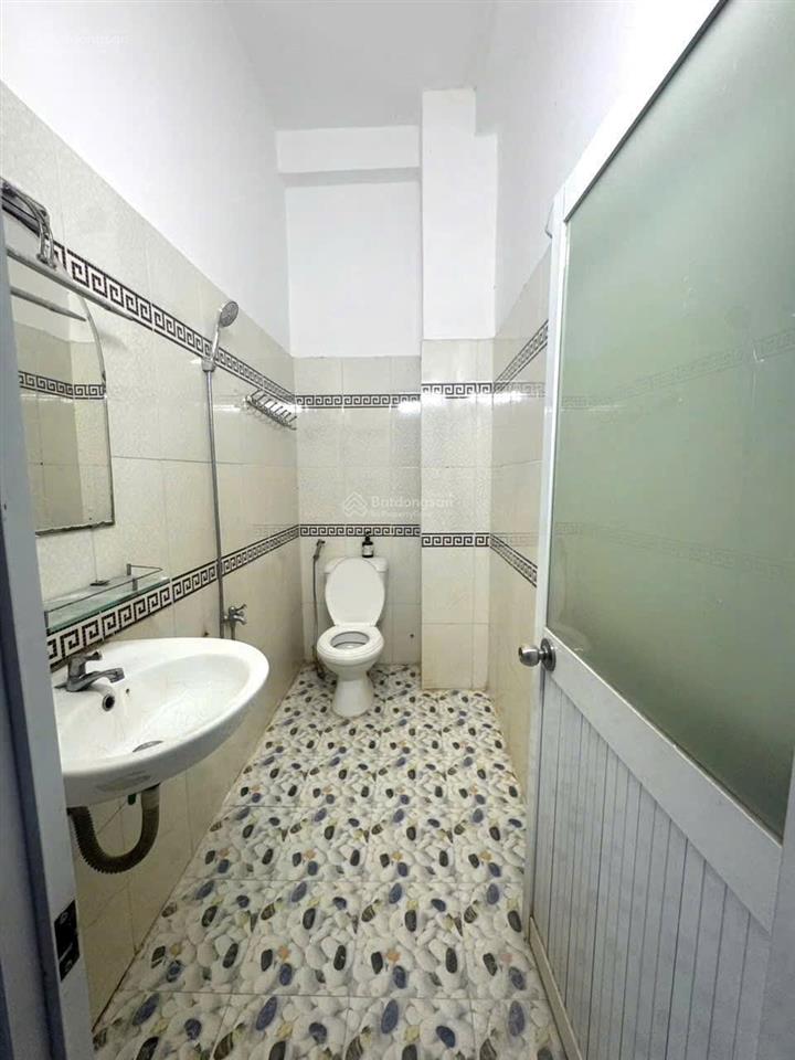 Cho thuê nhà đường gò xoài lê văn quới 4mx15m 1 trệt 3 lầu, 4pn có 4 máy lạnh