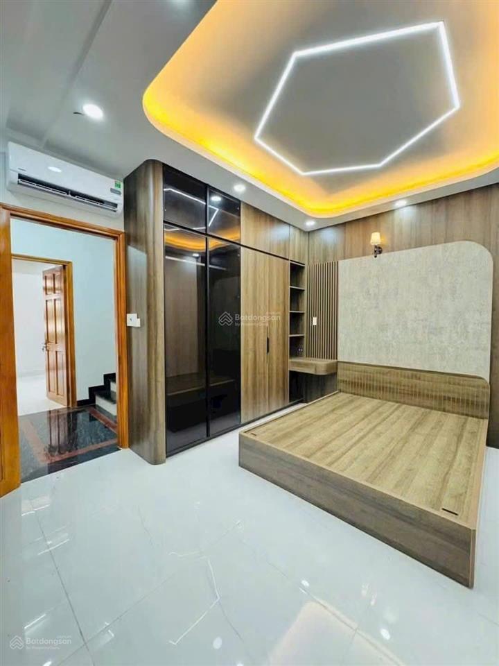 Bán nhà đẹp lung linh ngay chợ lê văn quới, bình tân 6mx11m 1 trệt 3 lầu, full nội thất