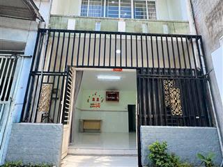 Bán nhà sổ hồng riêng đúc thật 1 trệt 1 lầu đường mã lò lê văn quới 4.16mx10m( nhà nở hậu 4.39m)