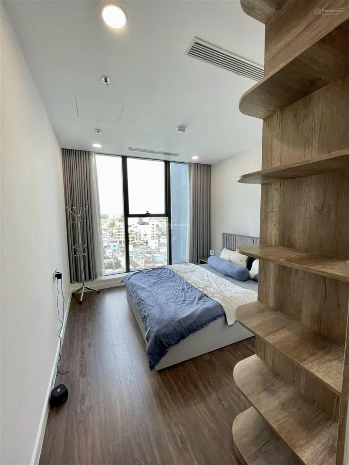 Bán liền căn 2pn phạm văn đồng view sân bay 2 tỷ cho vay 70%/ 30 năm sổ sẵn, full nội thất y hình