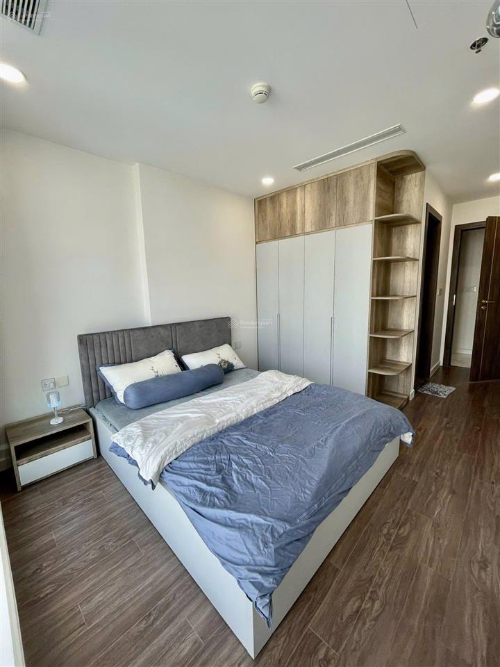 Bán liền căn 2pn phạm văn đồng view sân bay 2 tỷ cho vay 70%/ 30 năm sổ sẵn, full nội thất y hình