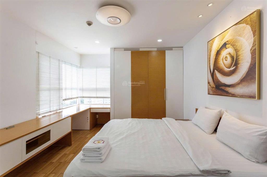 Căn hộ 50m2 chợ bà chiểu  2,4 tỷ/2pn2wc full nội thất, sổ sẵn bao phí  0705 556 ***