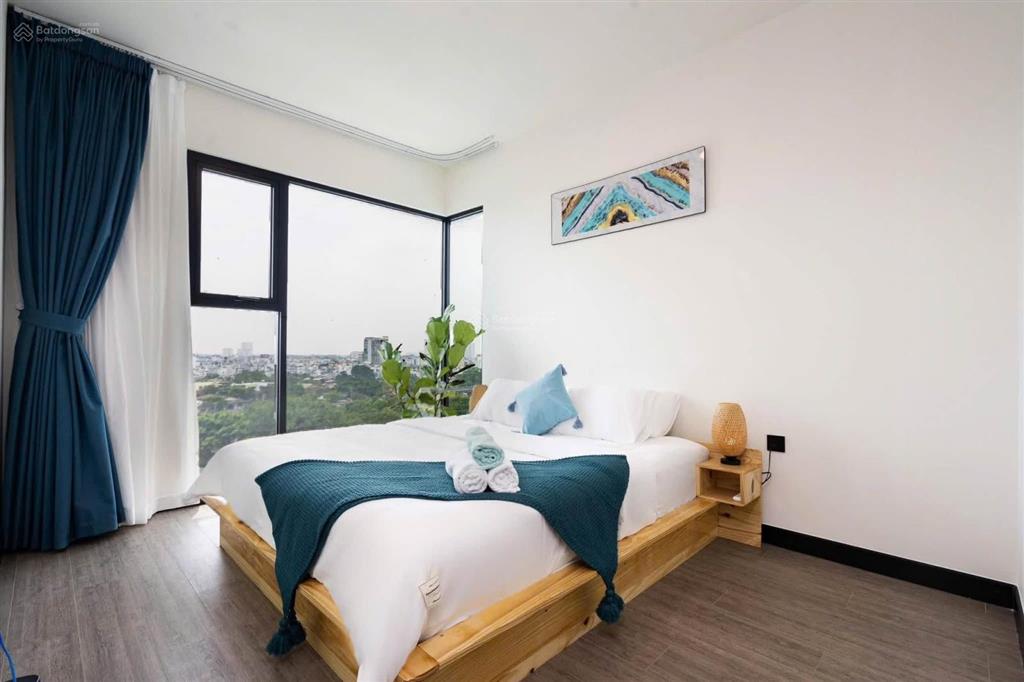 Chính chủ bán căn 52m2 nơ trang long 2pn tầng 8 sổ sẵn 2,1 tỷ được vay 70% full nội thất