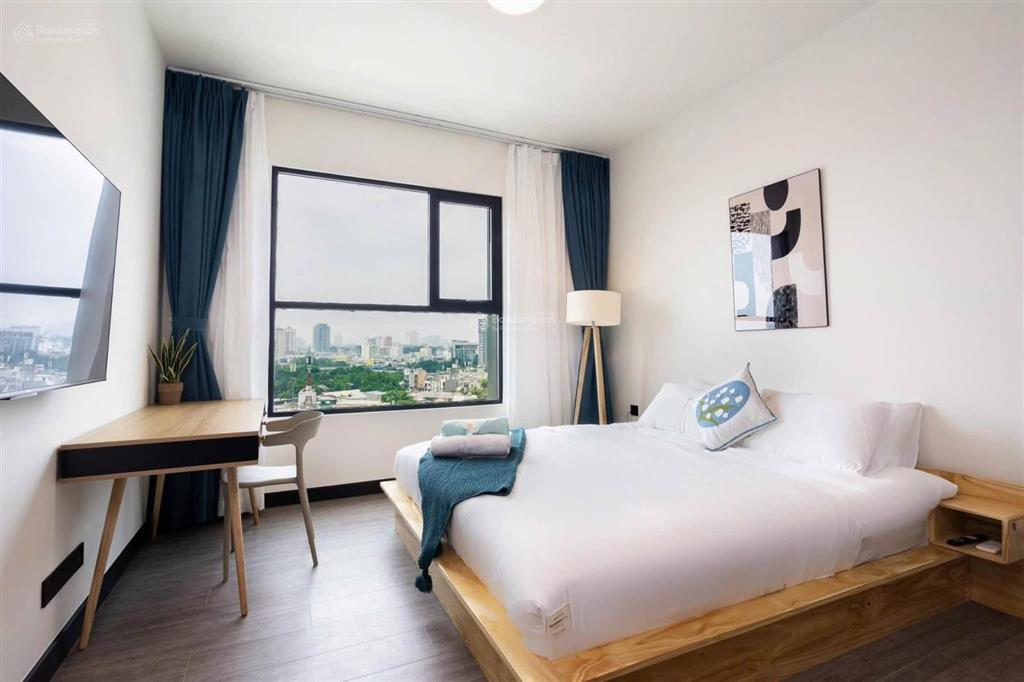 Chính chủ bán căn 52m2 nơ trang long 2pn tầng 8 sổ sẵn 2,1 tỷ được vay 70% full nội thất
