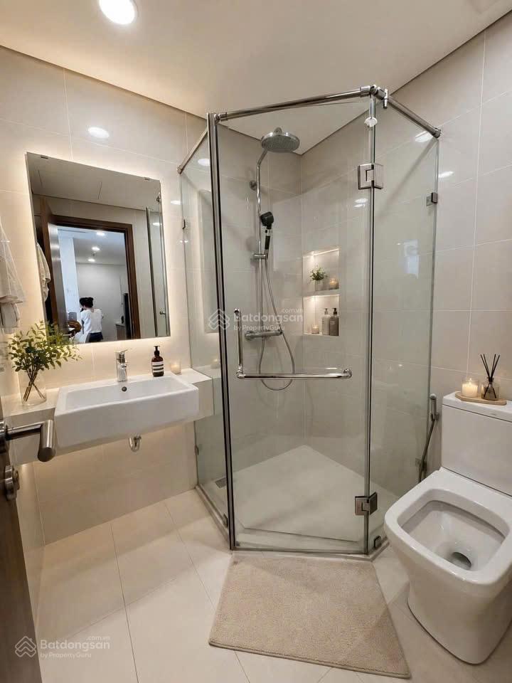 Căn hộ 2,1 tỷ bao sổ lê quang định 2pn/2wc y hình, sổ sẵn ở ngay, full nội thất