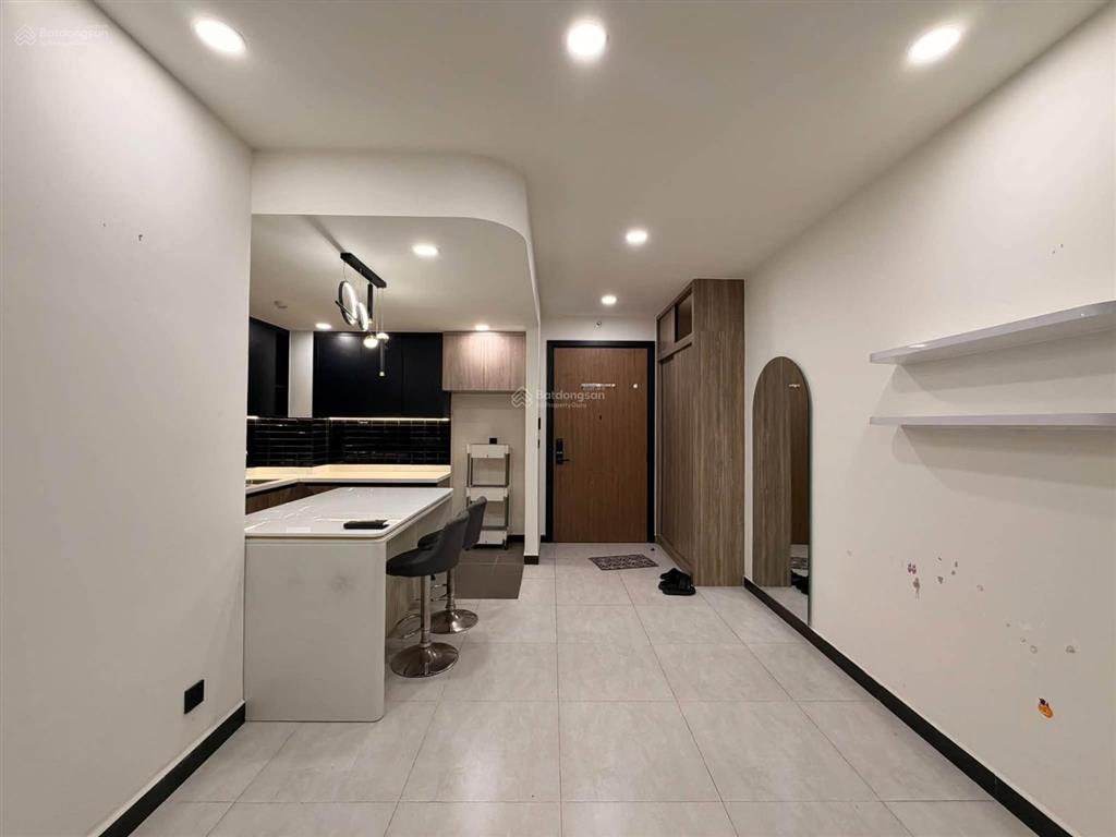 2 tỷ7 giá thật sổ sẵn ở liền nguyễn thượng hiền 2pn full nội thất mới, vay 70%  o7o.555.6o36
