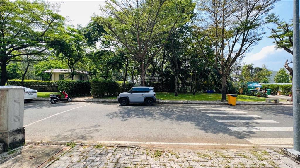 Căn góc view công viên camellia 103m2  hướng nam mát mẻ, hạ giá còn 9.2 tỷ xây tổ ấm mơ ước