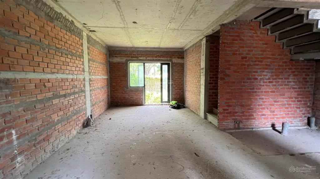 Căn góc view công viên camellia 103m2  hướng nam mát mẻ, hạ giá còn 9.2 tỷ xây tổ ấm mơ ước