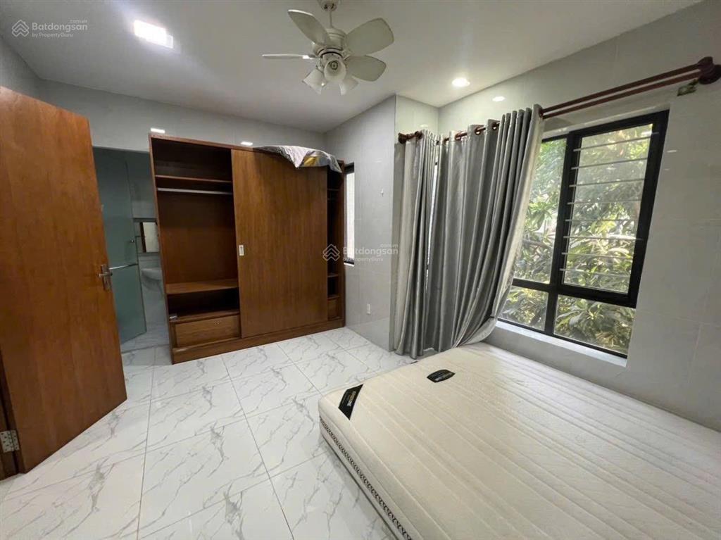 Cho thuê np 15 triệu, camellia garden, bình chánh, đẹp, hướng nam vào ở ngay hot!
