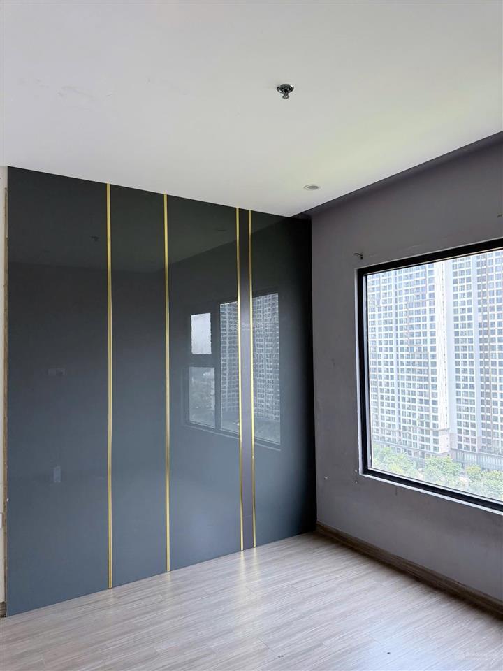 Bán gấp căn 3pn vinhomes grand park 81m2, hđmb, nội thất cđt  giá siêu tốt 3.6 tỷ .0902 320 ***