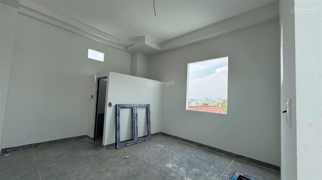 Giá giảm 2 tỷ bán tòa căn hộ vườn lài, an phú đông. dt 5,5 nở hậu 6m dài 24 (131,4m2 thổ cư)
