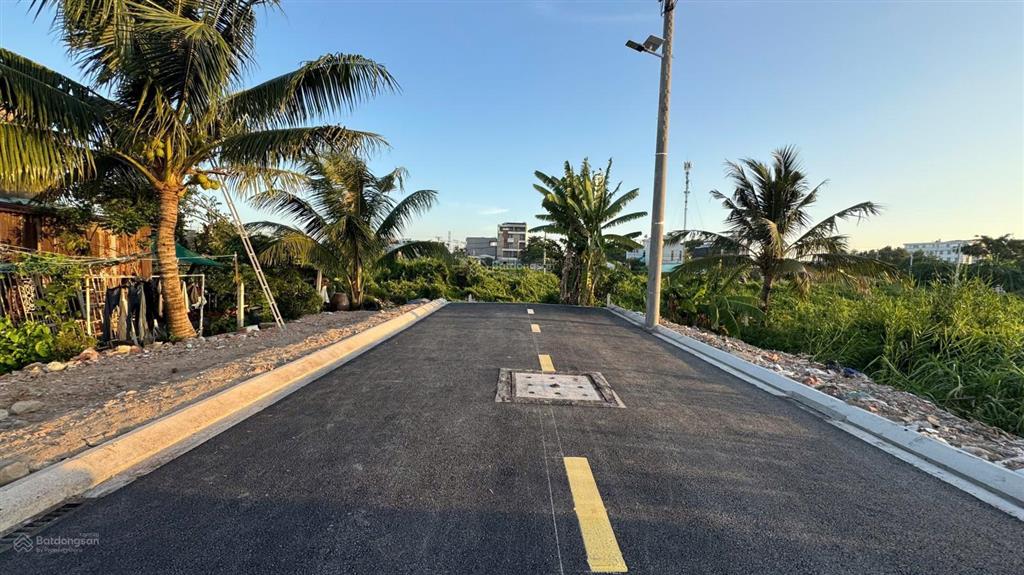 Đất sát sông sài gòn phường an phú đông dt 5x10 giá 2,8 tỷ  0933 923 ***