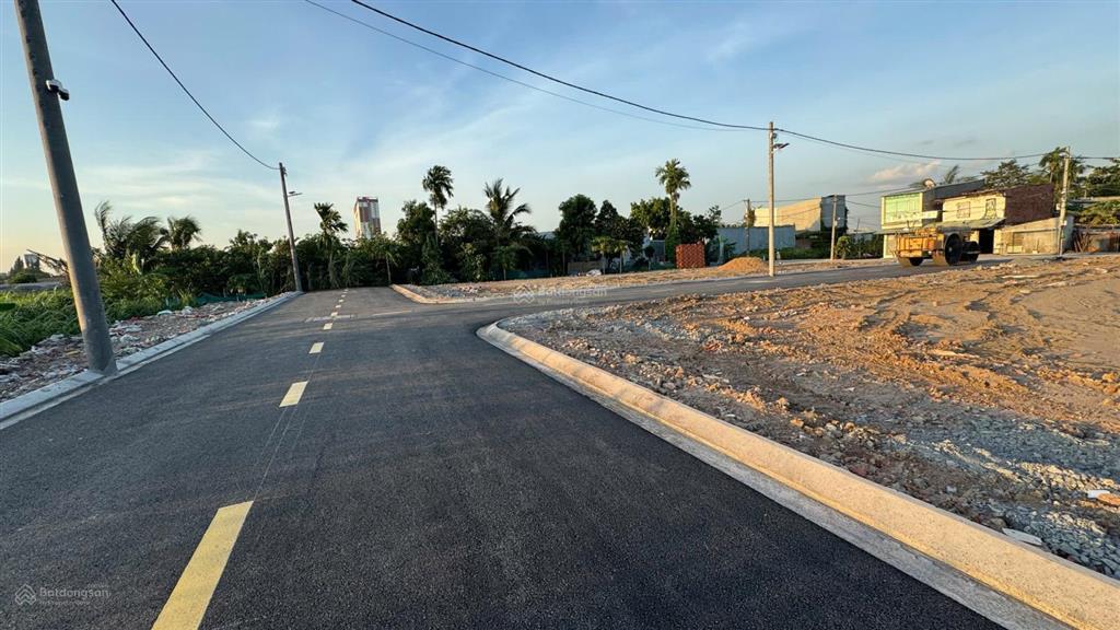 Đất sát sông sài gòn phường an phú đông dt 5x10 giá 2,8 tỷ  0933 923 ***