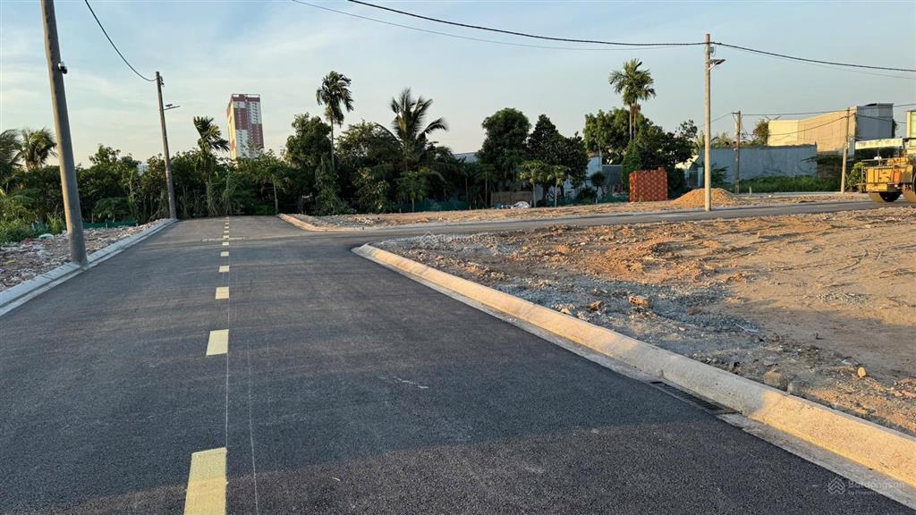 Đất sát sông sài gòn phường an phú đông dt 5x10 giá 2,8 tỷ  0933 923 ***