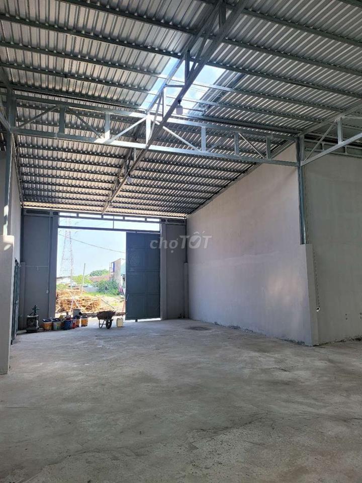 cho thuê kho xưởng đường tải 8 tấn
