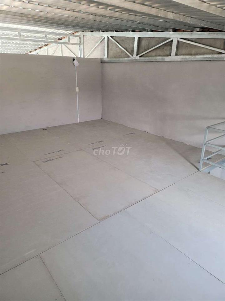 cho thuê kho xưởng đường tải 8 tấn